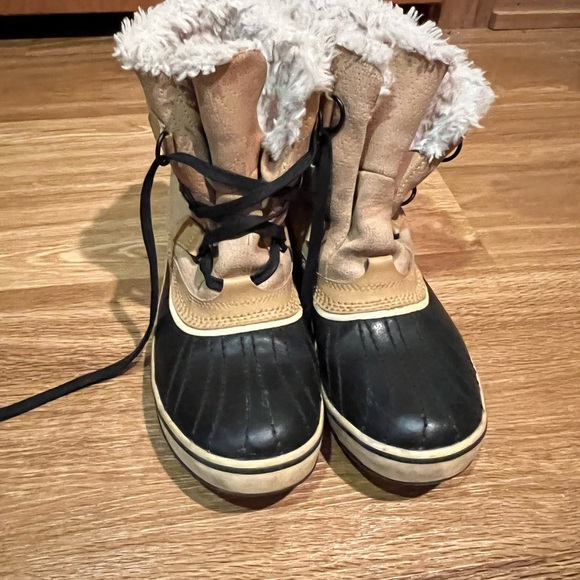 Sorel Women's Tivoli Waterproof Shearling Lined Winter Duck Boot US 8 40 - Picture 6 of 9